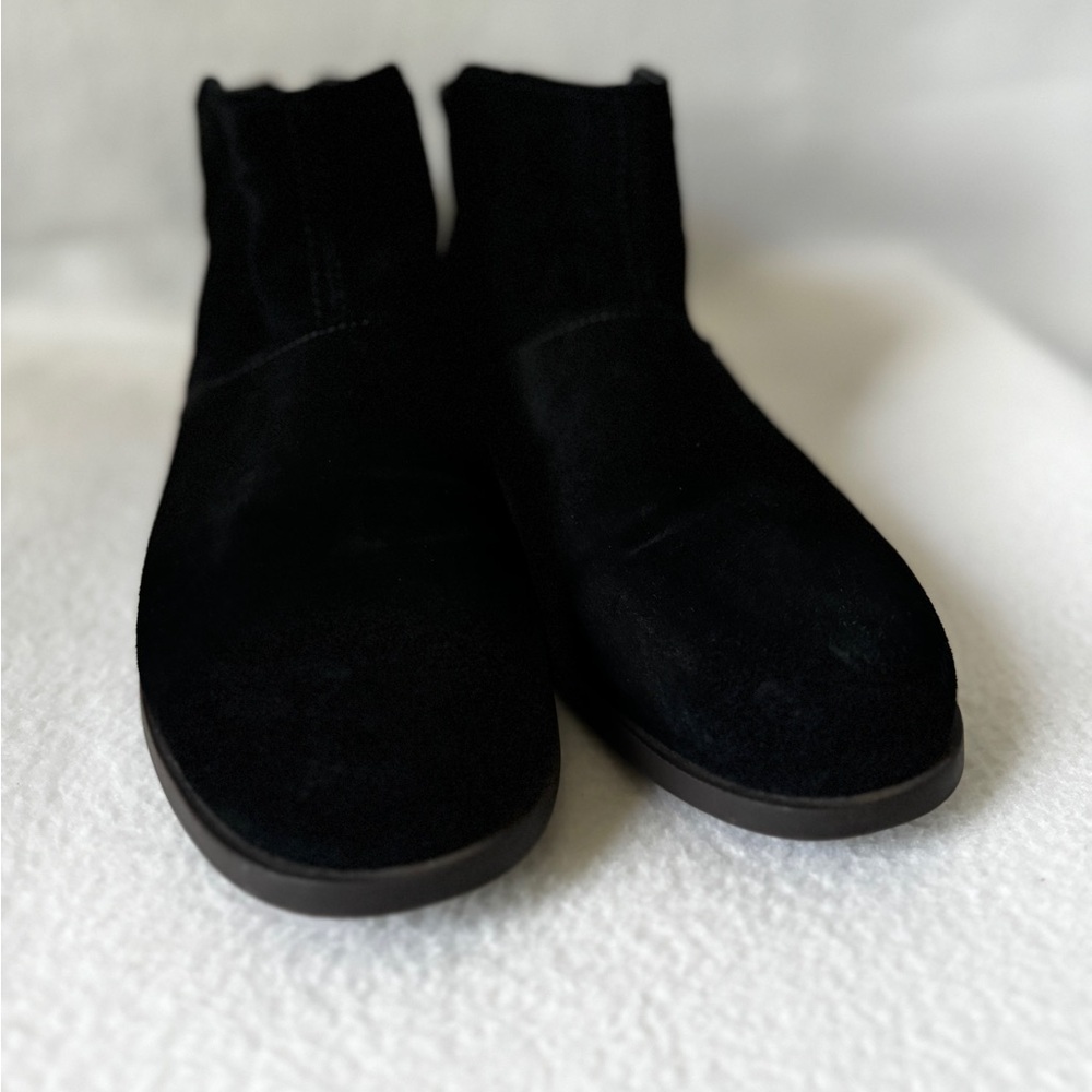 Koolaburra by UGG size 8 Suede Black Women’s Ankle Boot - Picture 11 of 13